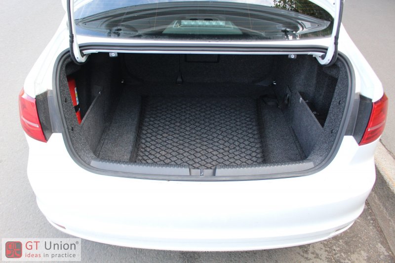 Volkswagen Jetta 6 багажник