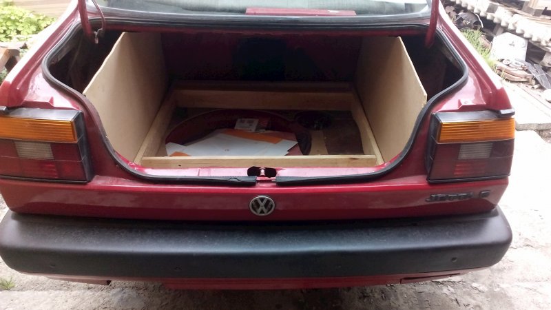 VW Jetta 2 багажник