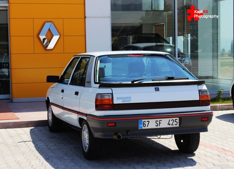 Renault 11 Yokohama
