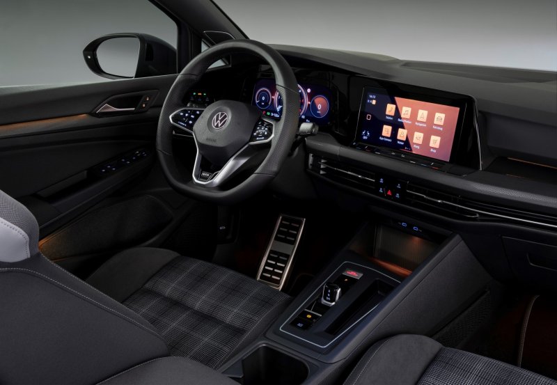 Volkswagen Golf 8 Interior