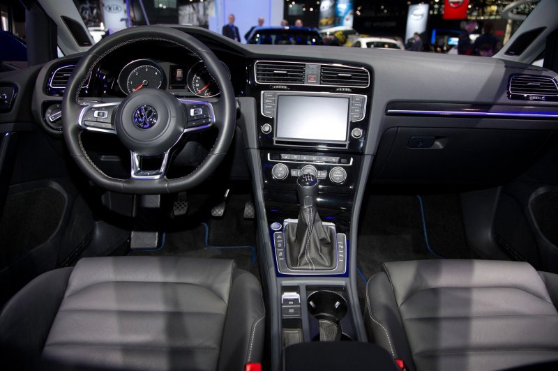 Volkswagen Golf 8 Interior
