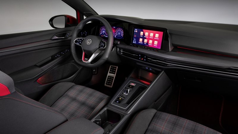 VW Golf 8 GTI салон