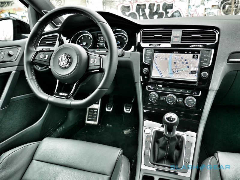 Golf 8 r Interior
