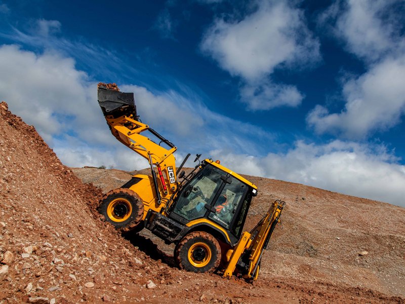 Ковшовый погрузчик JCB
