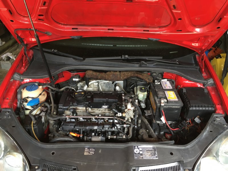 Golf GTI 6 подкапотное