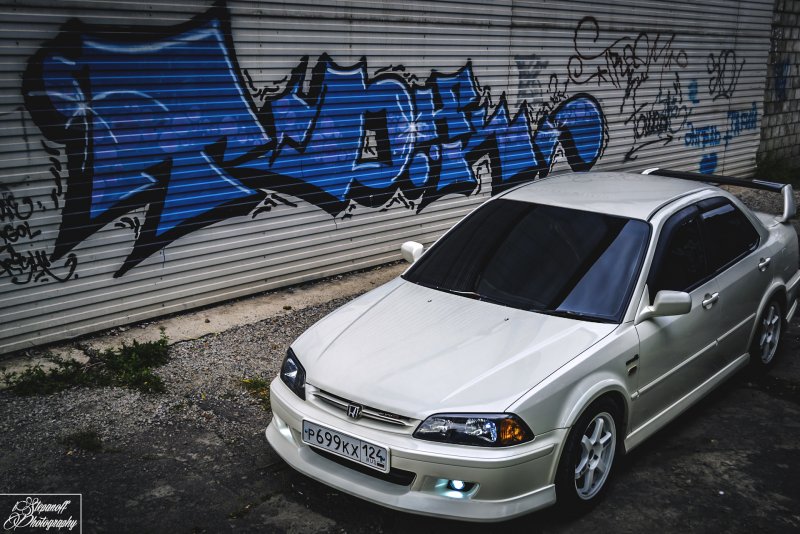 Honda Accord Torneo белый