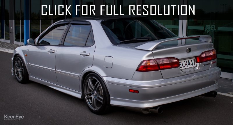 Honda Accord Torneo 2000