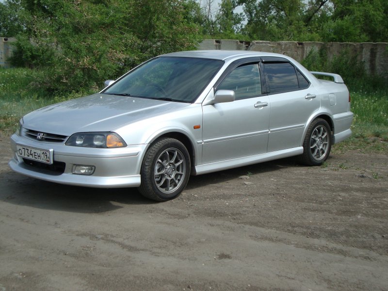 Honda Torneo серебристая