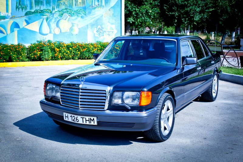 Мерседес Бенц w126