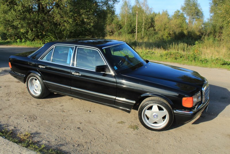 Mercedes Benz w126 300