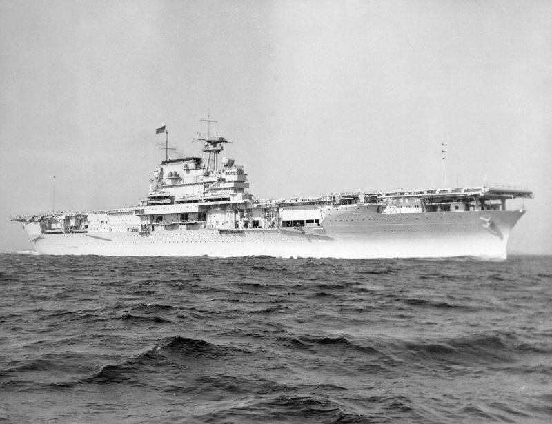 Авианосец USS Yorktown