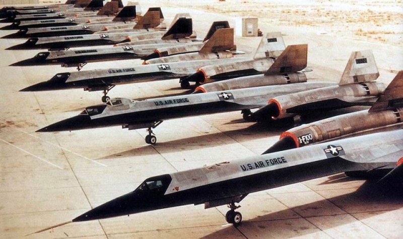SR-71 черный Дрозд