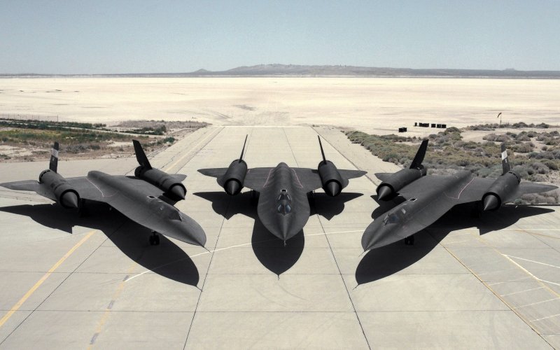 Локхид SR-71 чёрный Дрозд