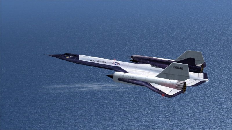 Самолет SR 71 Blackbird черный Дрозд