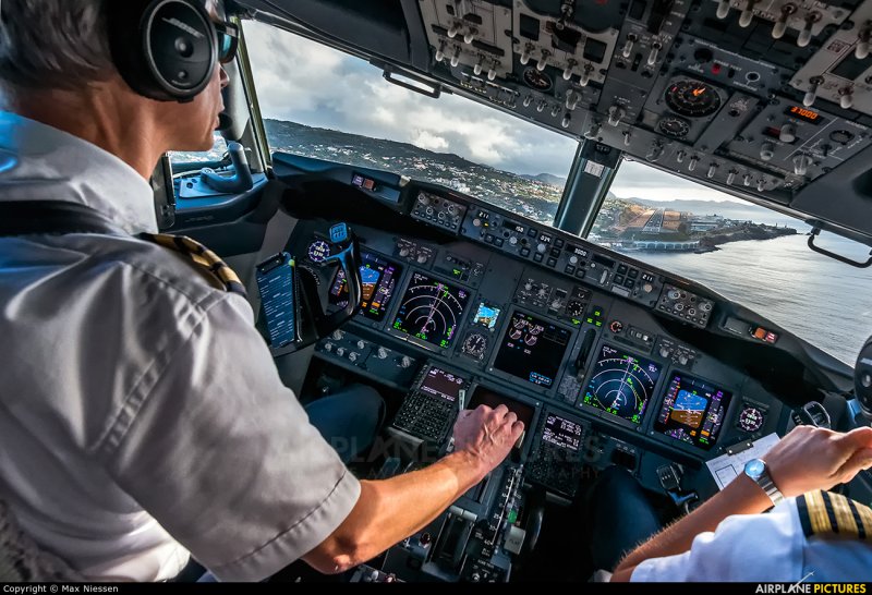 Boeing 737-800 кабина