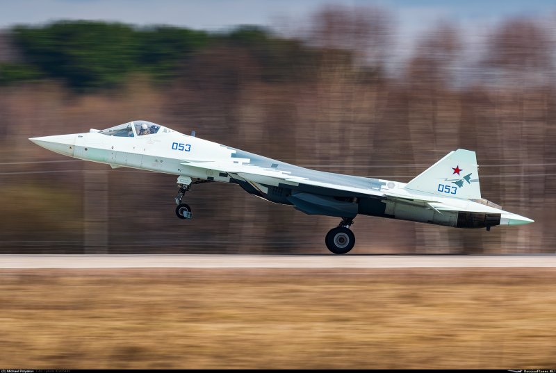 Су-57 двухдвигательный реактивный самолёт