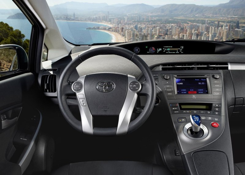 Toyota Prius Hybrid 2013
