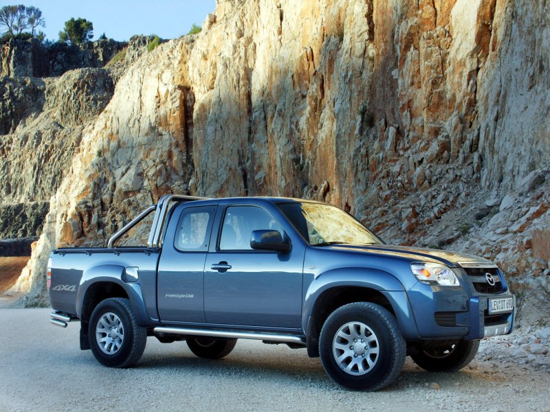 Mazda Вт-50