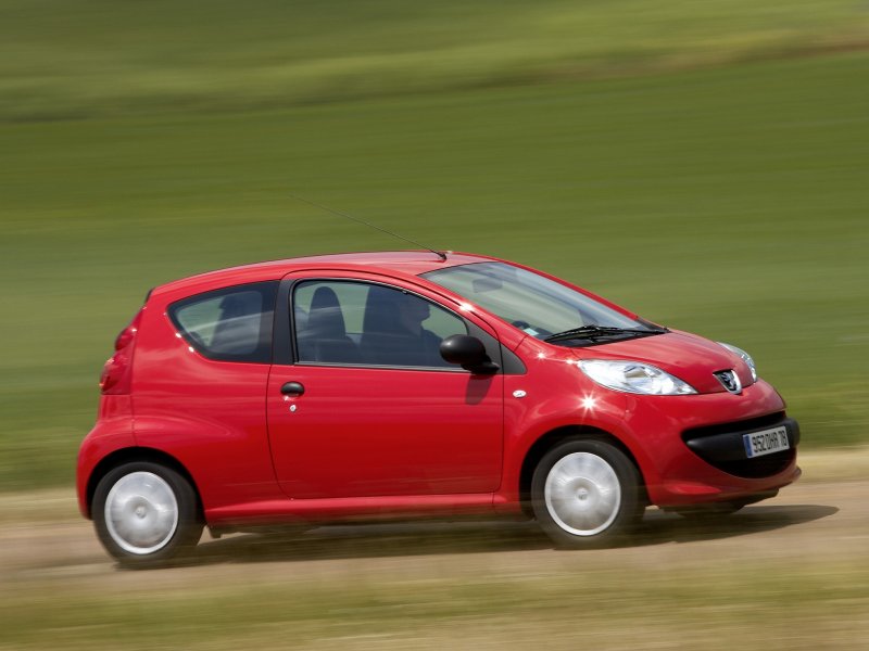 Peugeot 107 3-х дверный