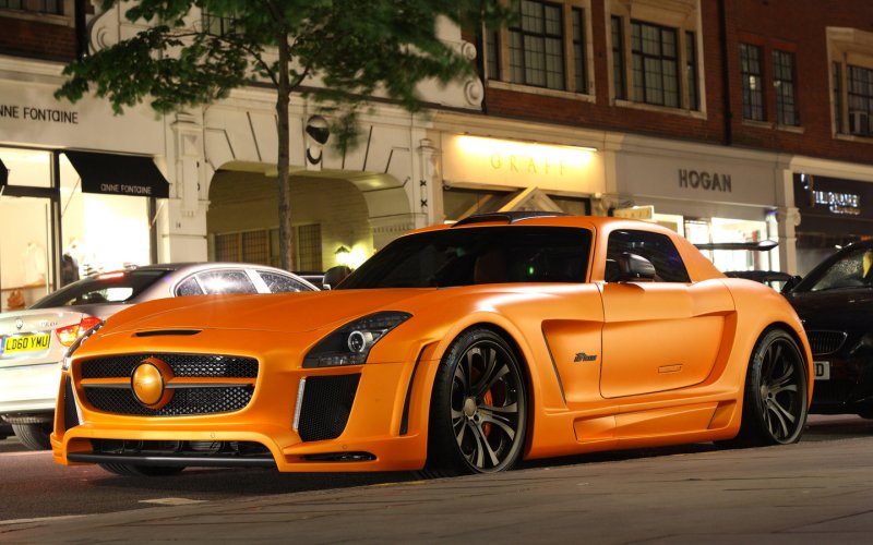 Мерседес SLS AMG оранжевый