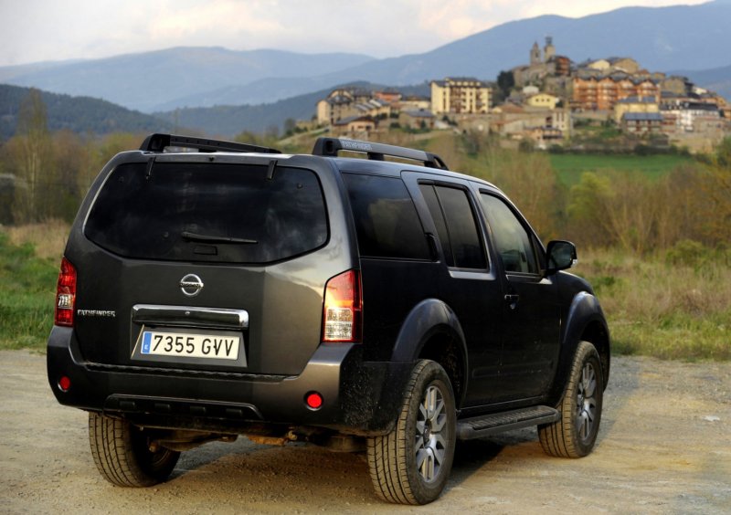 Nissan Pathfinder 3