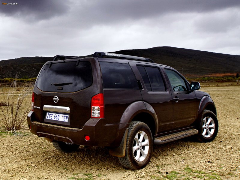 Nissan Pathfinder 3 поколение