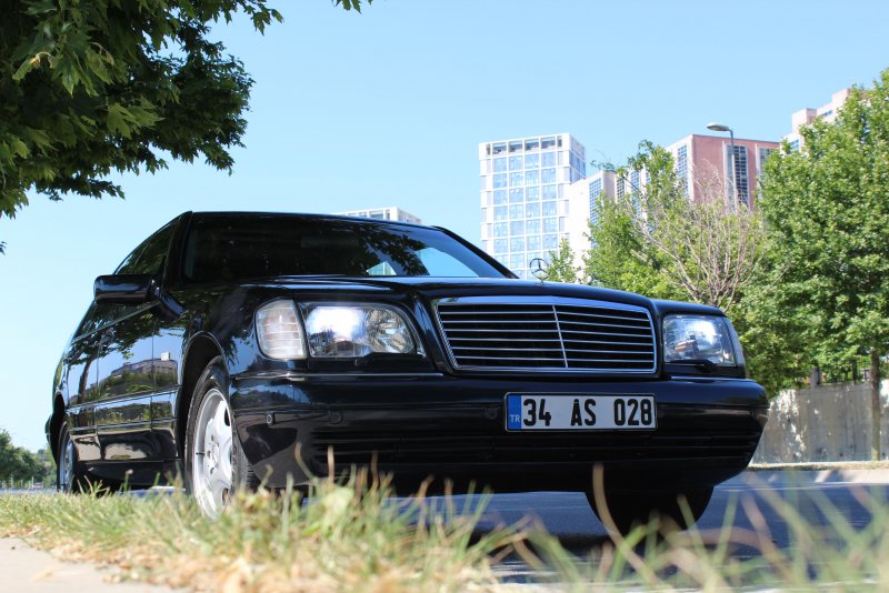 Mercedes Benz s600 w140 Black