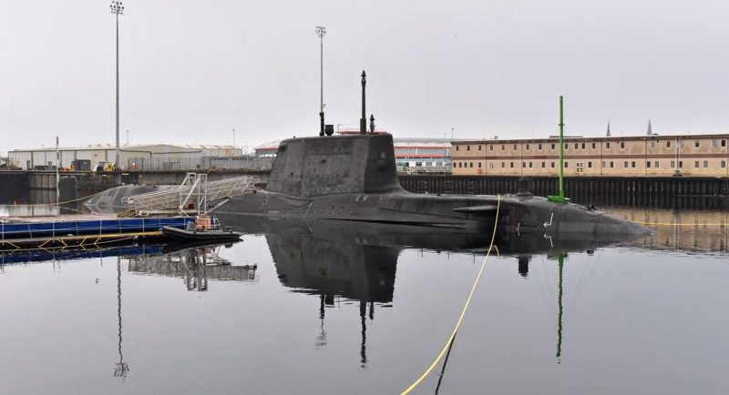 HMS Artful (s-121) HMS Audacious' (s-122) Астьют пла простойка