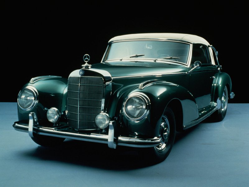 Мерседес Бенц 300s