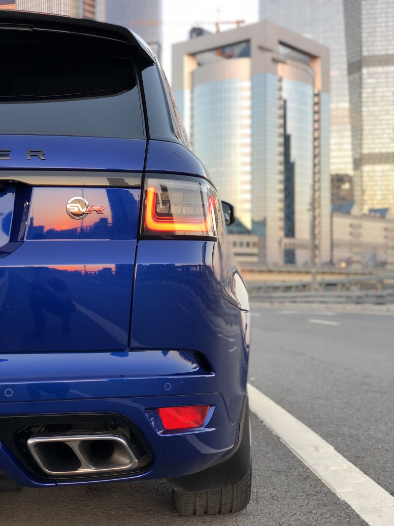 Академег range Rover