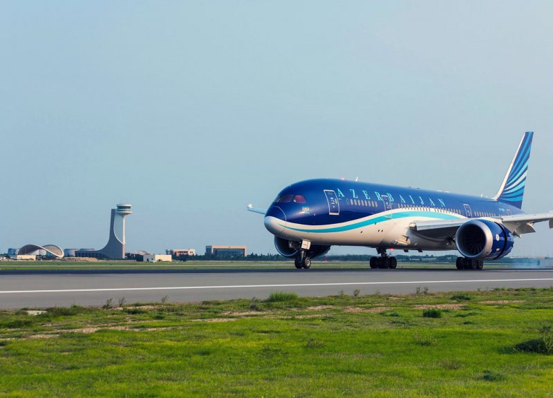 Самолеты AZAL Azerbaijan