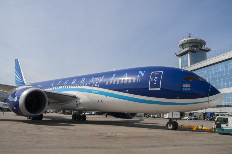 Азербайджанские авиалинии AZAL