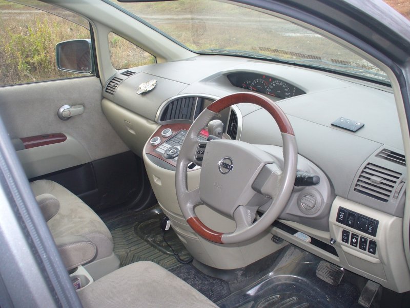 Nissan Presage 2005 салон