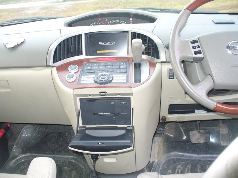 Nissan Presage 2005 салон