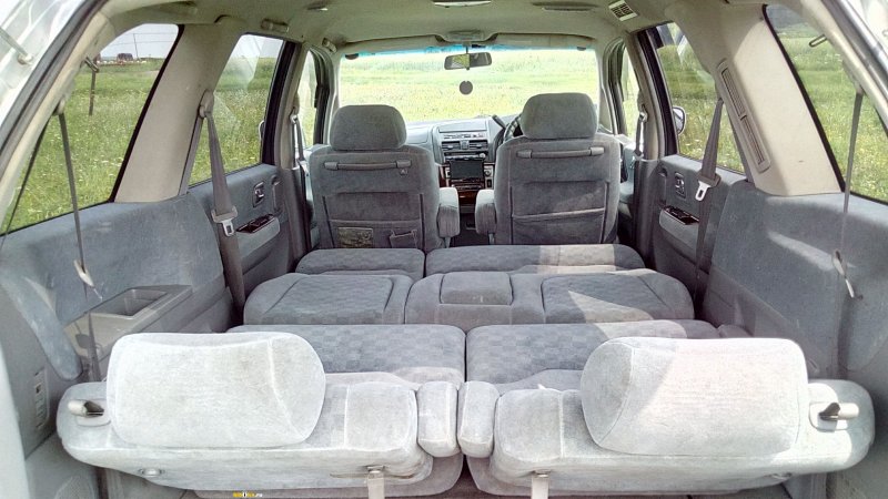 Nissan Presage 2001 салон