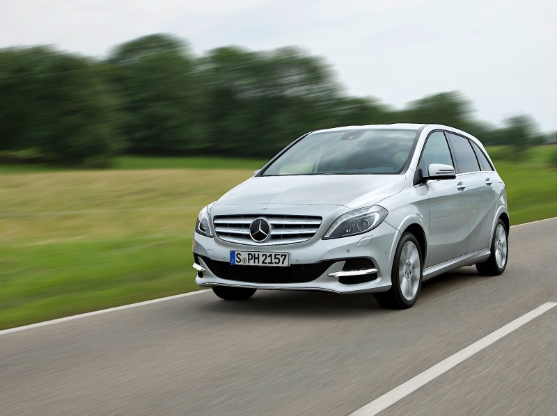 Mercedes Benz b200