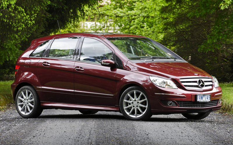 Mercedes Benz b200