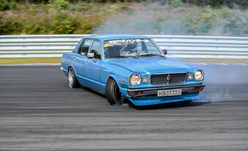 Toyota Cressida x30