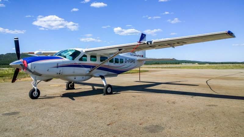 Самолёт Cessna 208 Grand Caravan ex