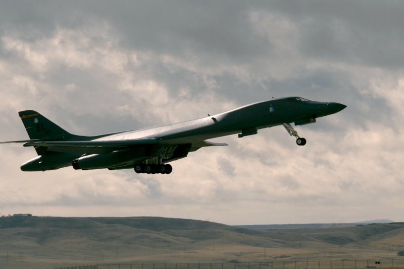 Самолёт Army 46х49 см, зелёный