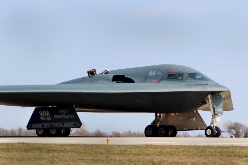 B-2 Spirit: стелс-бомбардировщик