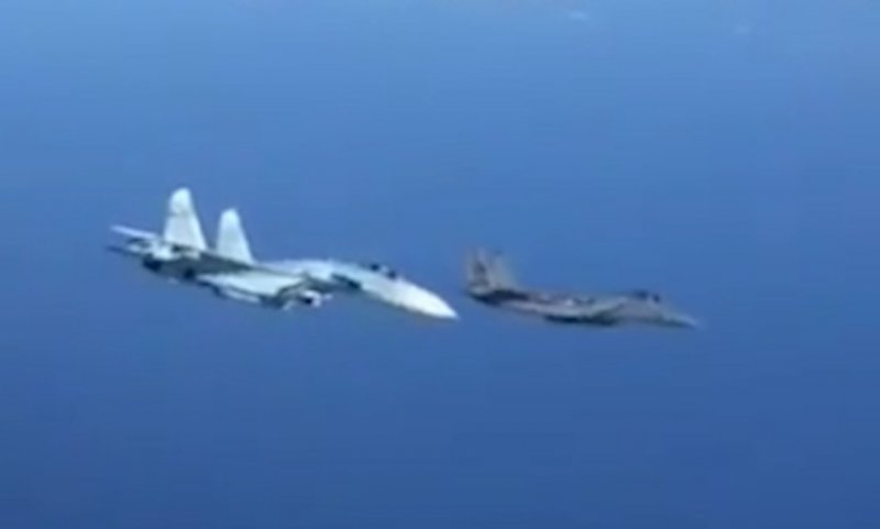 Российский Су 27 перехватил самолеты НАТО над Балтикой
