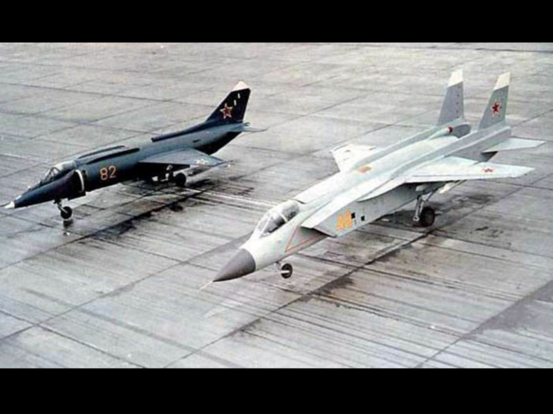 Як-141 палубный истребитель