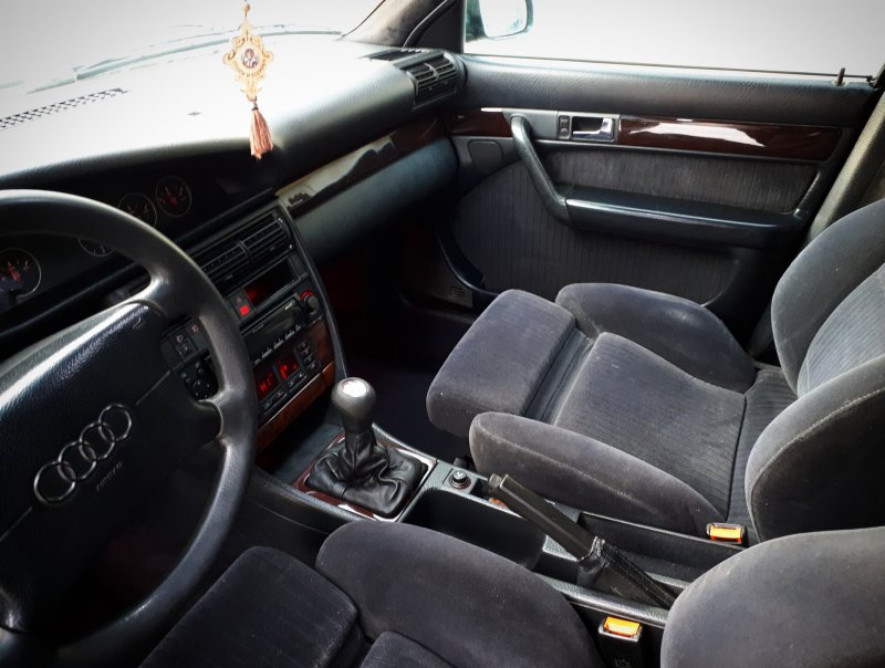 Audi a6 c4 1994 Interior