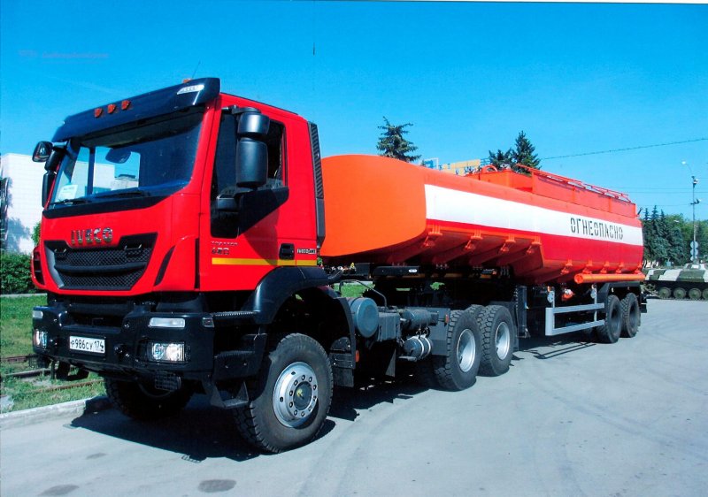 Урал Ивеко 6539, г/н х 082 СН 27