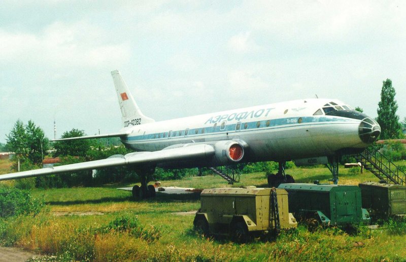 Самолет ту 104 Бердск