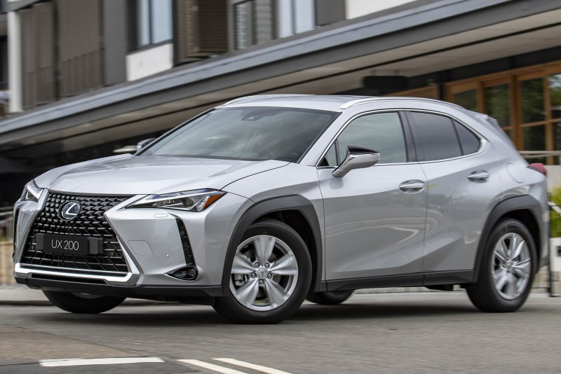 Lexus ux200 2017