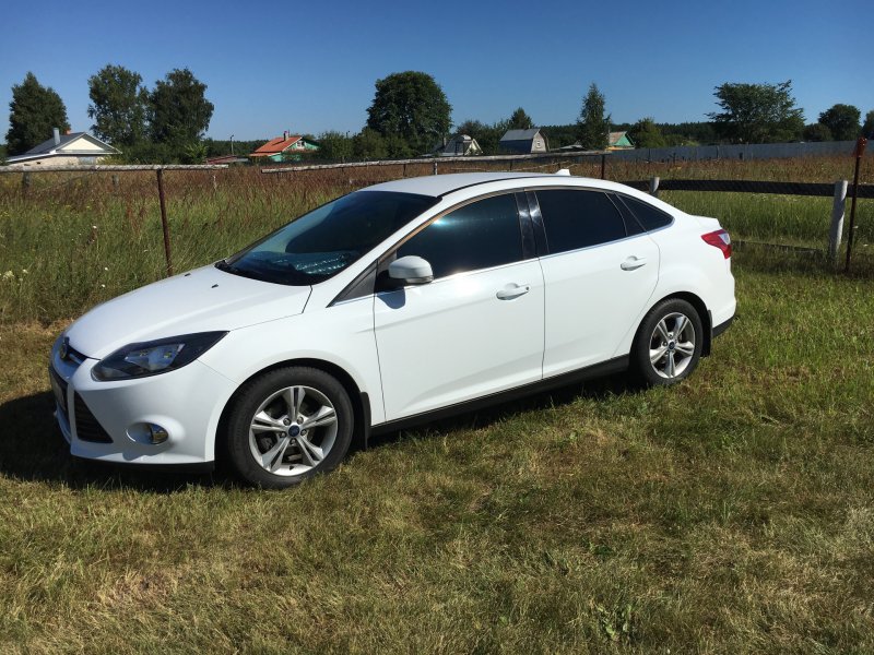 Форд фокус 3 хэтчбек 2013 белый