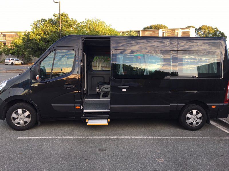 Renault Master Bus
