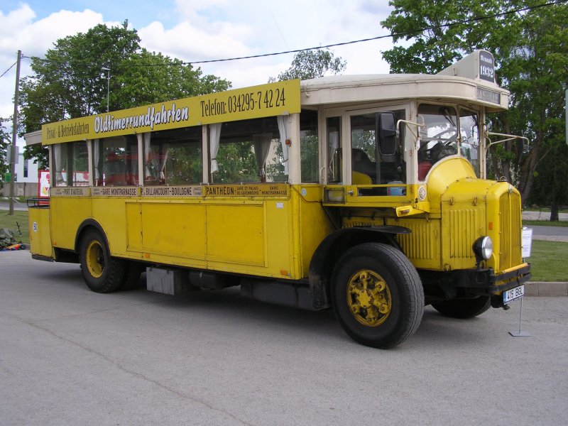 Автобусы 1932 года